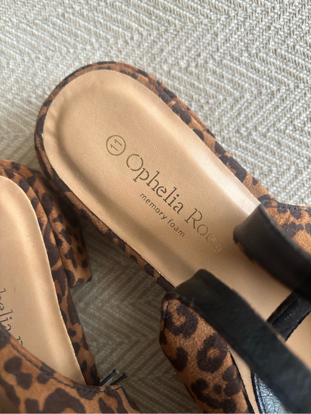 Ophelia Rose Leopard-Print Pointed Slingback Flats in Brown - Picture 4 of 4